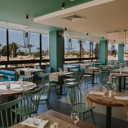 By Dunas Hotel 4*